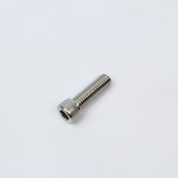 Болт M8x25 1
