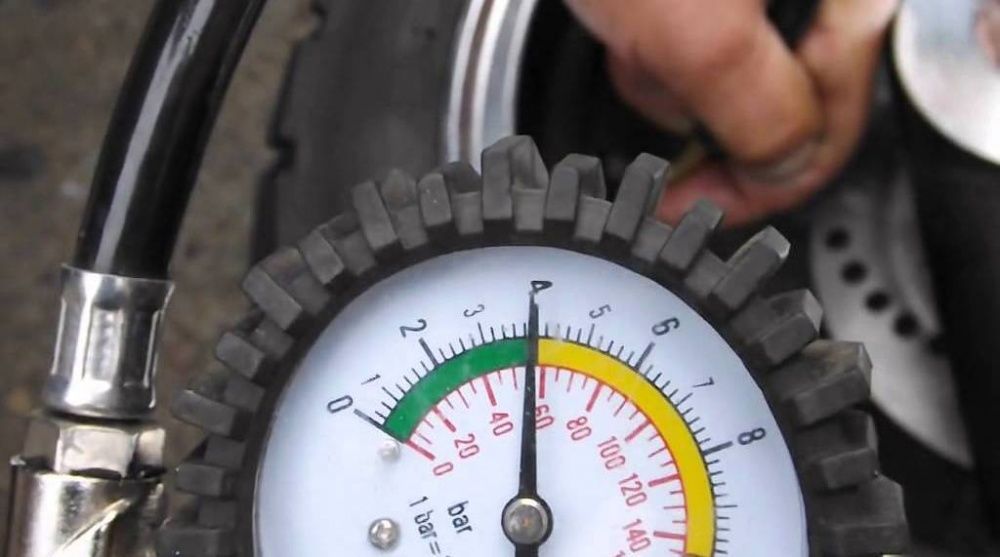 Безопасность прежде всего. Как проверить давление воздуха в шинах квадроцикла?