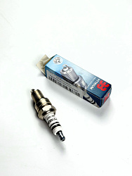 Свеча зажигания YTTRIUM WR7DC.  мотобуксировщик