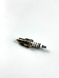 Свеча зажигания YTTRIUM WR7DC.  мотобуксировщик