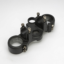 Траверса верхняя Avantis Dakar